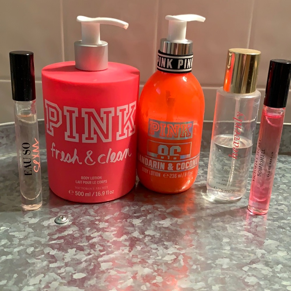 PINK/VS